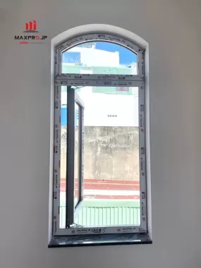CỬA SỔ MỞ QUAY 1 CÁNH NHÔM MAXPRO CAO CẤP